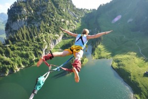 开云体育APP下载-尼克斯收割热火，武切维奇如何用智慧主宰比赛走向