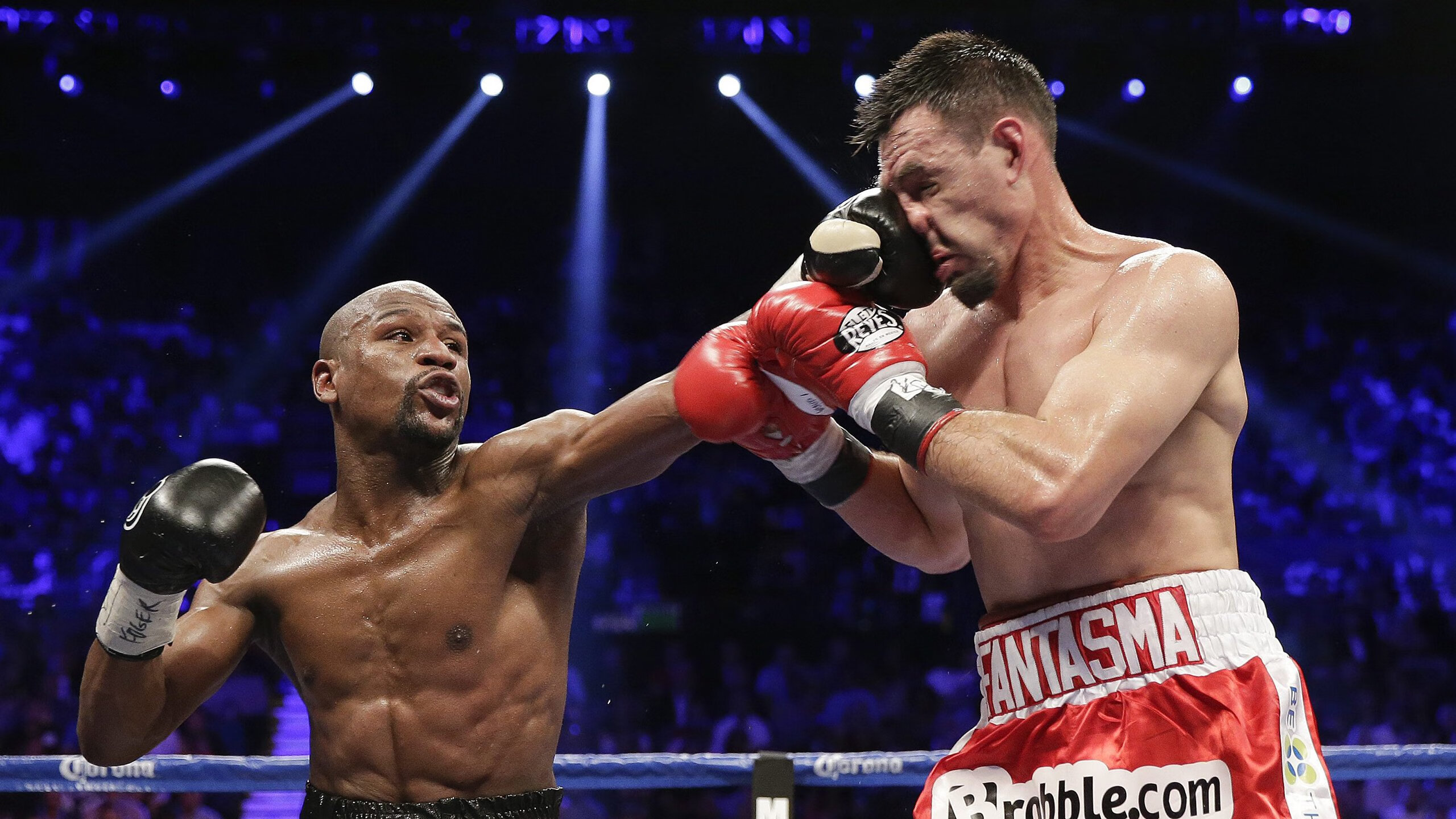 骑士关键战突围广东队，马克西成为关键先生，当个人英雄主义照亮团队至暗时刻