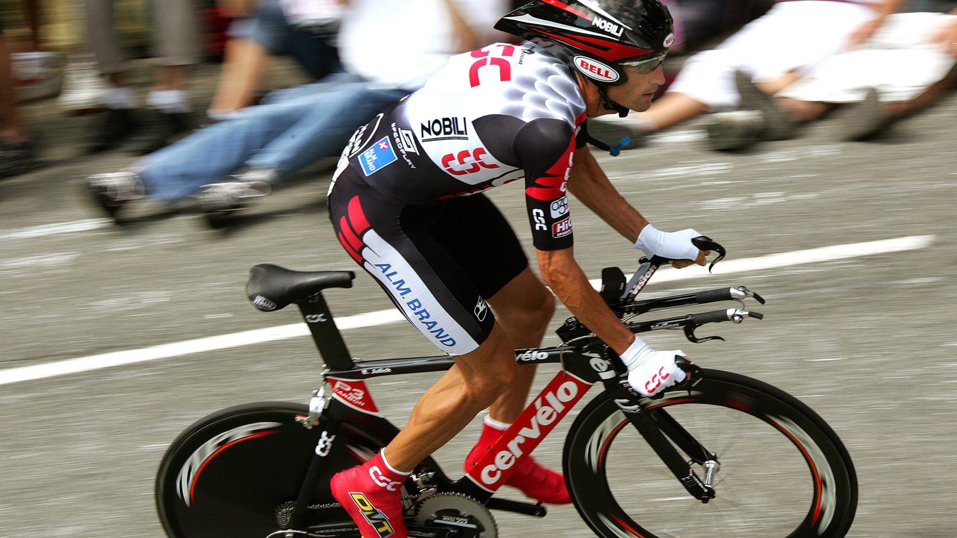 快船逆转广厦队，恩比德成为关键先生，当东方巨龙遭遇西方巨兽